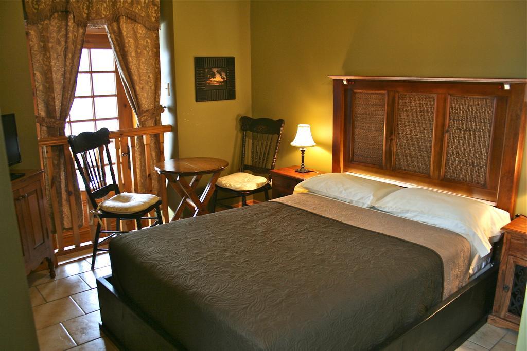 Hotel Manoir Ramezay Marieville Zimmer foto