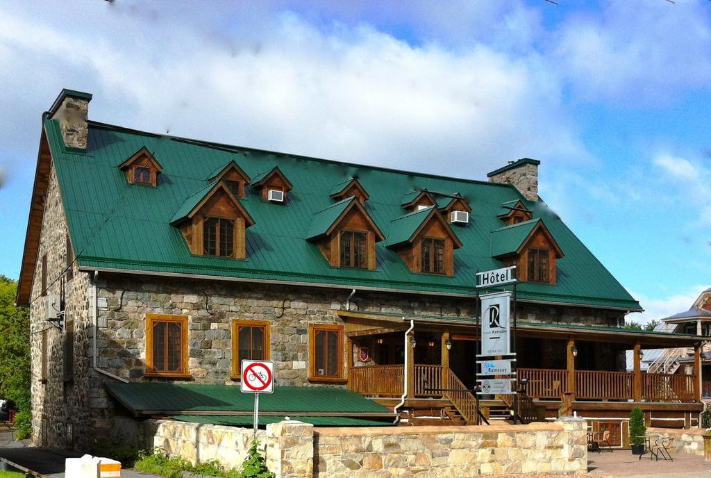 Hotel Manoir Ramezay Marieville Exterior foto