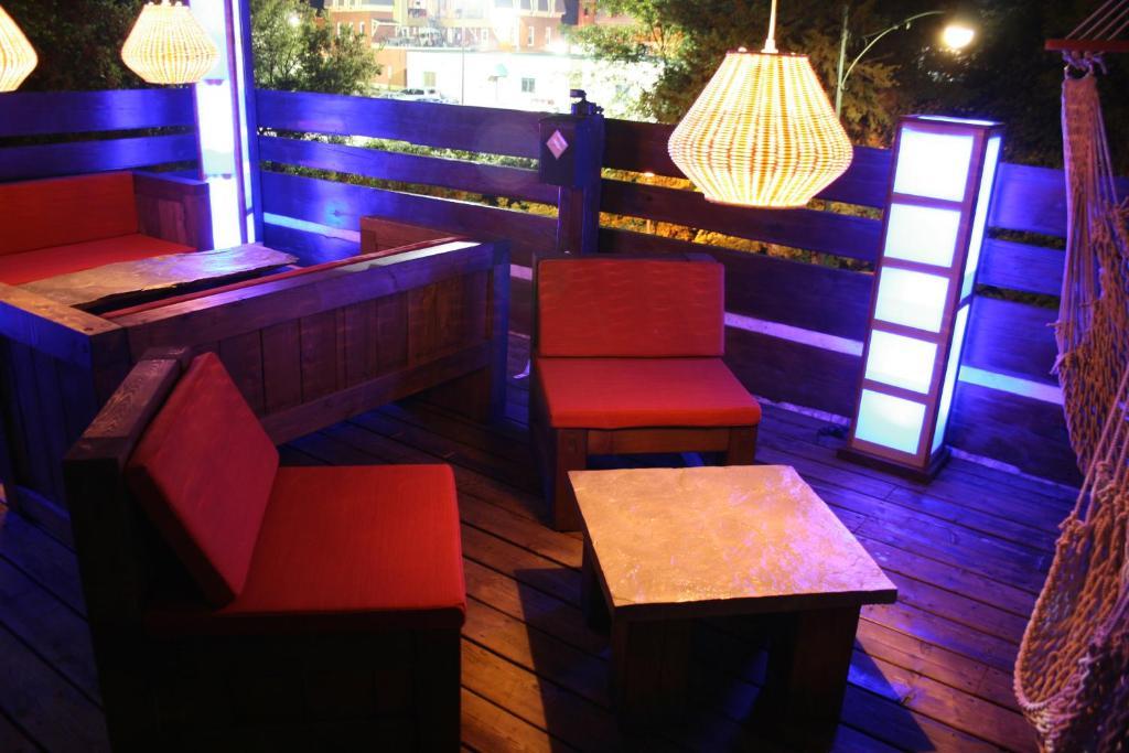 Hotel Manoir Ramezay Marieville Exterior foto