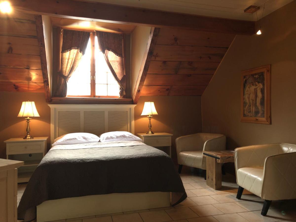 Hotel Manoir Ramezay Marieville Exterior foto